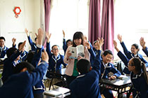 美女直播扣逼扣屁眼君谊中学“新初中”